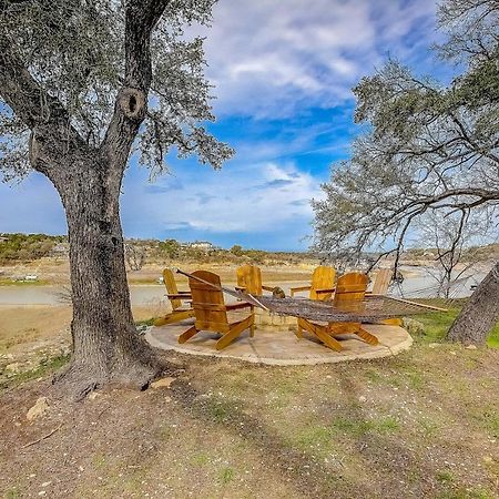 Lakeview Lodge Spicewood Ngoại thất bức ảnh